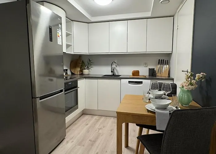 Perfect Base In The Middle Of The City!